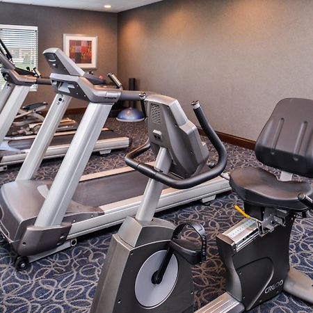 Holiday Inn Express Hotel & Suites York By Ihg Zewnętrze zdjęcie
